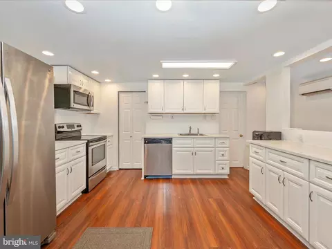 Kitchen - 10768 Dam 5 Rd, Clear Spring, MD 21722 photo 1 of 4