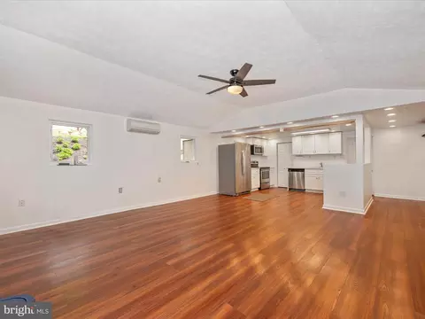 Living - 10768 Dam 5 Rd, Clear Spring, MD 21722 photo 1 of 10