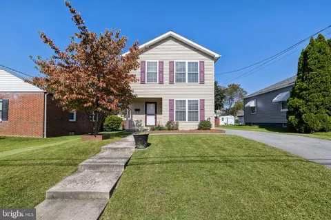 305 Avon Rd, Hagerstown, MD 21740