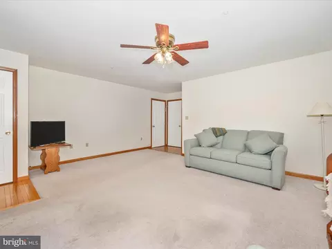 13 Orndorff Dr, Smithsburg, MD 21783 photo 8
