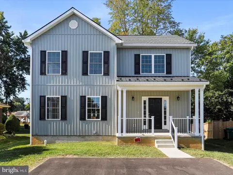17315 Amber Dr, Hagerstown, MD 21740