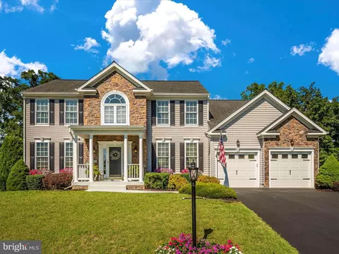 11502 High Ridge Ct, Hagerstown, MD 21742