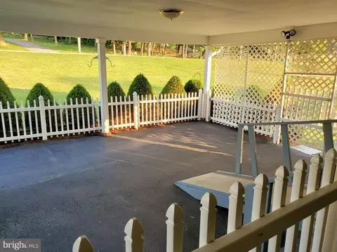 25410 Military Rd, Cascade, MD 21719 photo 4