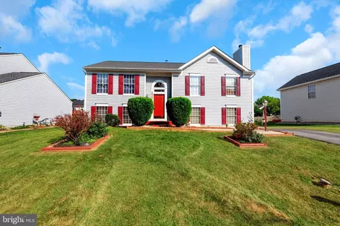10731 Timothy Dr, Williamsport, MD 21795