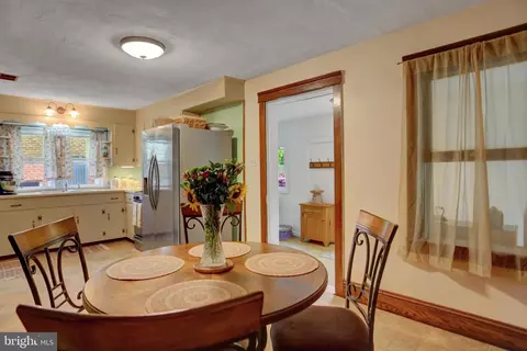 227 S Main St, Boonsboro, MD 21713 photo 17