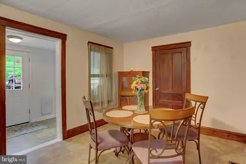 227 S Main St, Boonsboro, MD 21713 photo 16
