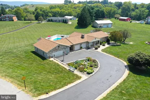 19807 Marcia Ct, Boonsboro, MD 21713