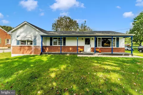 701 N Main St, Boonsboro, MD 21713