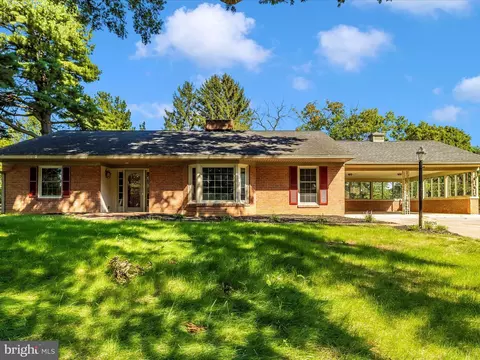 16026 Cloverton Ln, Williamsport, MD 21795