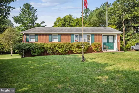 18605 Horseshoe Bend Rd, Sharpsburg, MD 21782