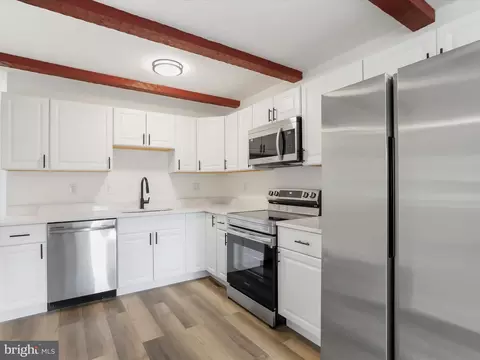 Kitchen - 11905 Boyd Rd, Clear Spring, MD 21722 photo 2 of 2