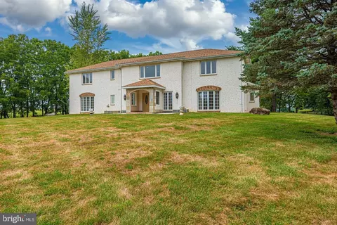 7602 Shady Ln, Boonsboro, MD 21713