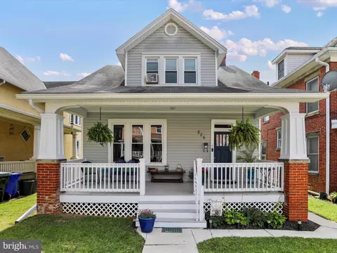 826 Mulberry Ave, Hagerstown, MD 21742