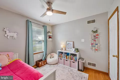 Bedroom - 65 Byron Dr, Smithsburg, MD 21783 photo 2 of 6