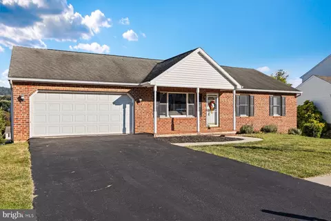 65 Byron Dr, Smithsburg, MD 21783