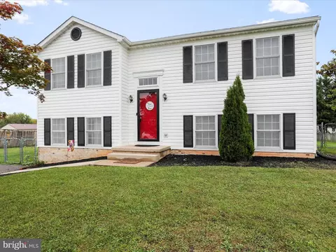 15908 Rhododendron Dr, Hagerstown, MD 21740