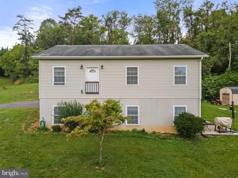4852 Casper Rd, Hancock, MD 21750