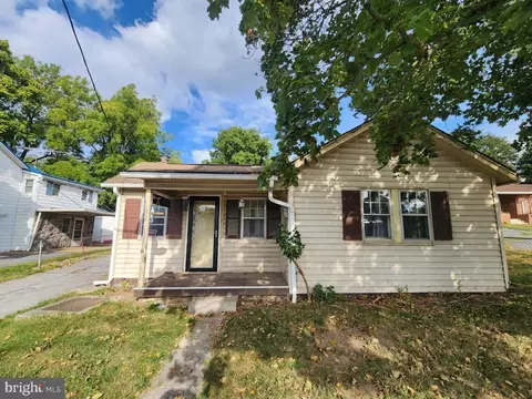 14715 Pennsylvania Ave, Hagerstown, MD 21742