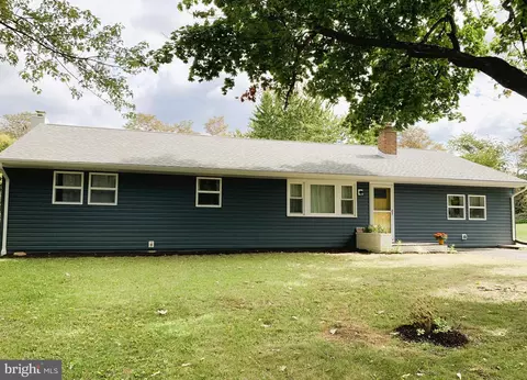 13041 Bikle Rd, Smithsburg, MD 21783
