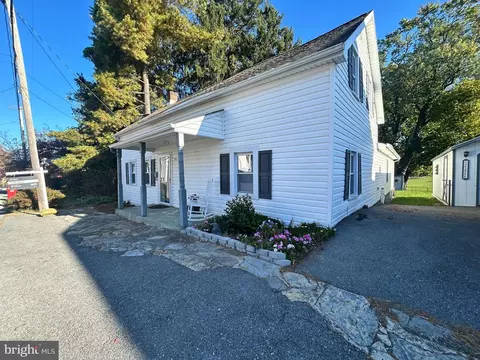 21516 Leitersburg Smithsburg Rd, Hagerstown, MD 21742