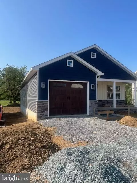 19307 Smallwood Ter, Hagerstown, MD 21741