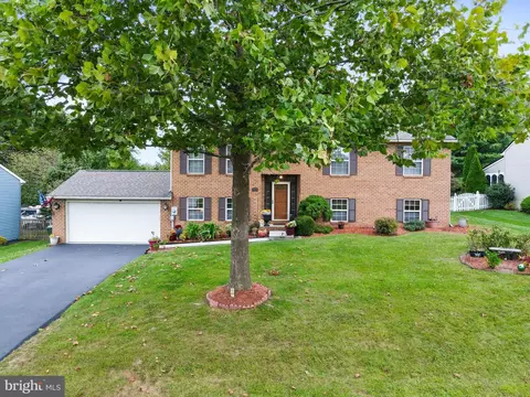 1918 Winston Dr, Hagerstown, MD 21740