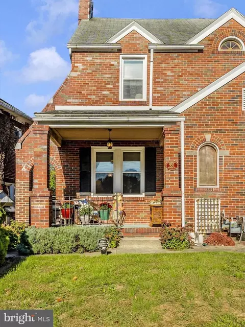 951 Mulberry Ave, Hagerstown, MD 21742