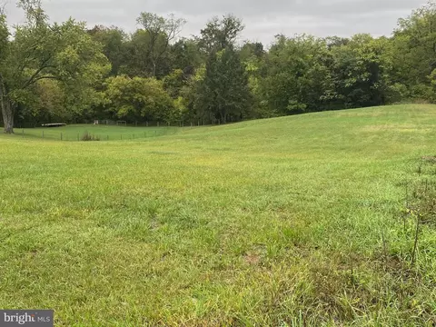 15708 National Pike, Hagerstown, MD 21740