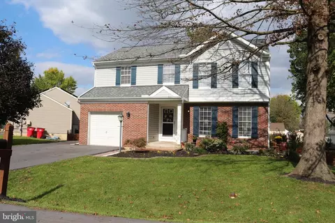 10711 Timothy Dr, Williamsport, MD 21795