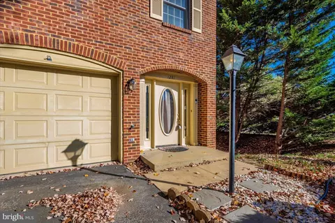 1281 Fairchild Ave, Hagerstown, MD 21742