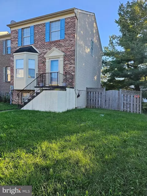 11210 Cristins Cir, Hagerstown, MD 21742