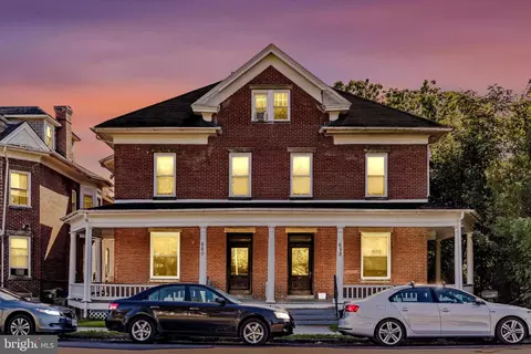 658 Oak Hill Ave, Hagerstown, MD 21740