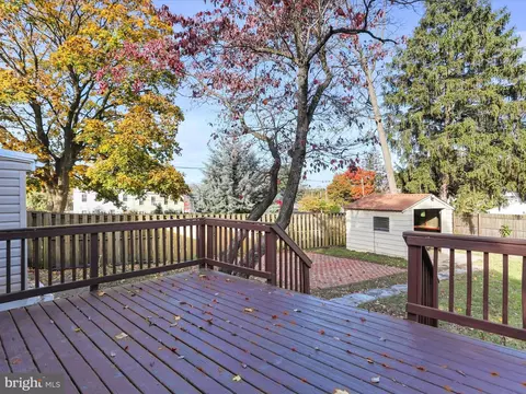 33 E Water St, Smithsburg, MD 21783 photo 28