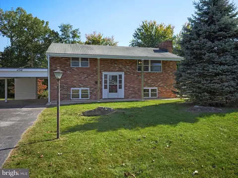 11541 Englewood Rd, Hagerstown, MD 21740