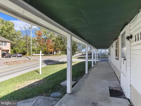 111 W Water St, Smithsburg, MD 21783 photo 10