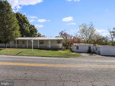111 W Water St, Smithsburg, MD 21783 photo 8