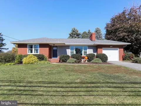 22006 Jefferson Blvd, Smithsburg, MD 21783 photo 2