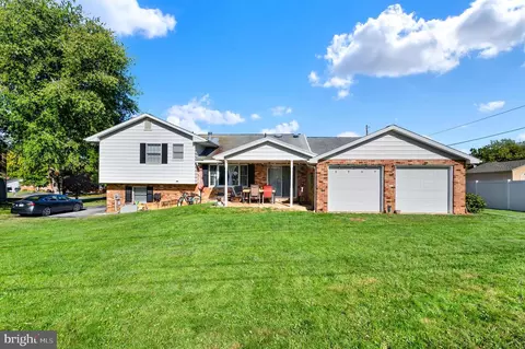 Exterior - 22115 Pikeside Dr, Smithsburg, MD 21783 photo 8 of 9