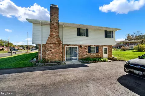 Exterior - 22115 Pikeside Dr, Smithsburg, MD 21783 photo 6 of 9