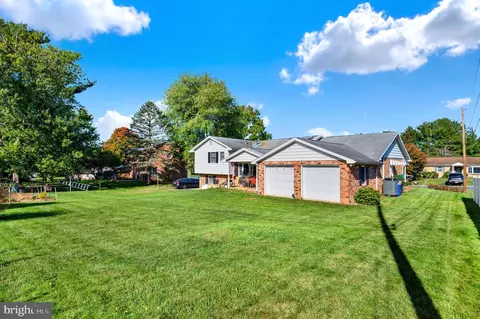 Exterior - 22115 Pikeside Dr, Smithsburg, MD 21783 photo 9 of 9
