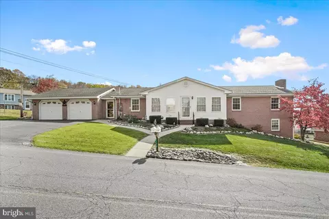 138 Orchard Dr, Boonsboro, MD 21713