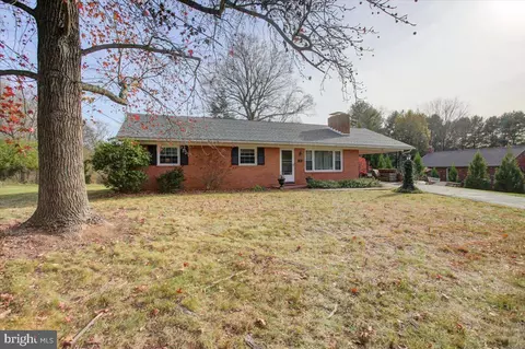114 N Main St, Keedysville, MD 21756
