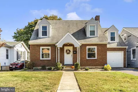 1004 Pennsylvania Ave, Hagerstown, MD 21742