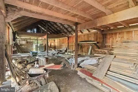 Entry Way - 10819 Shanktown Rd, Big Pool, MD 21711 photo 1 of 6