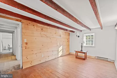 Entry Way - 10819 Shanktown Rd, Big Pool, MD 21711 photo 4 of 6