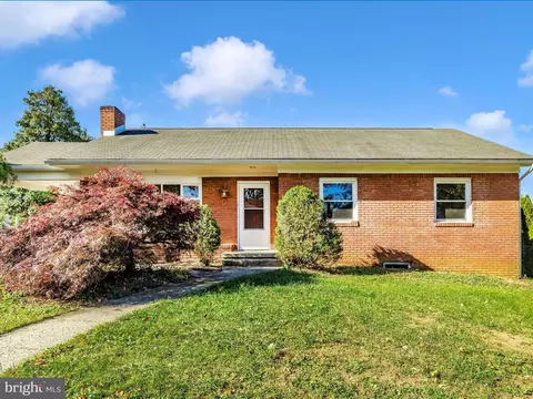 11918 Haven Hill Dr, Smithsburg, MD 21783