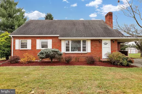 16711 Hampton Rd, Williamsport, MD 21795