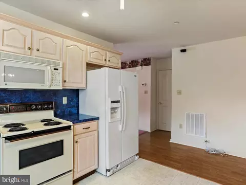 Kitchen - 236 S Fork Dr, Hagerstown, MD 21740 photo 4 of 5