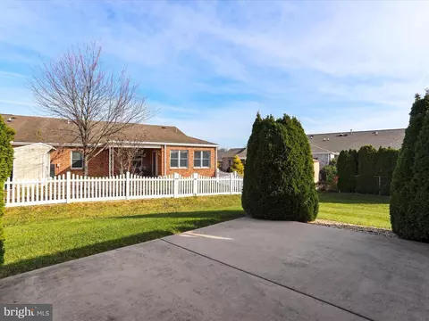 Exterior - 236 S Fork Dr, Hagerstown, MD 21740 photo 3 of 6