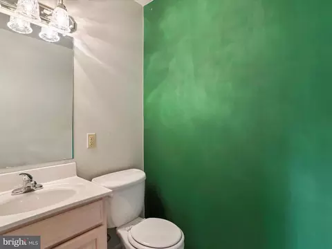 Bath - 236 S Fork Dr, Hagerstown, MD 21740 photo 1 of 3